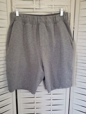 Lululemon Athletica Men's Grey Athletic Drawstring Shorts Size M